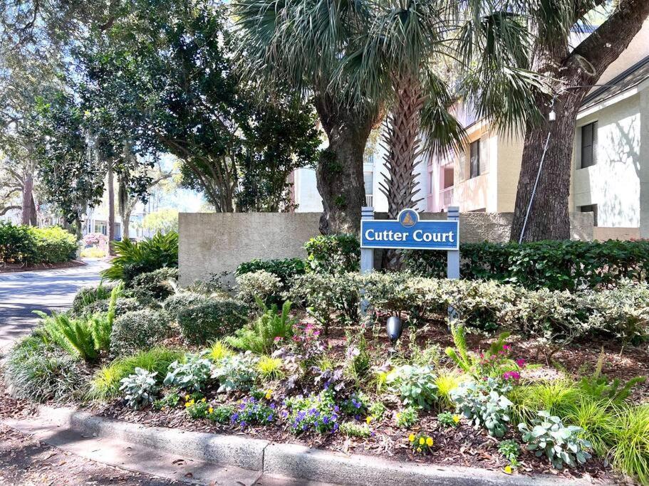 New Pics! Harbour Town 3Br/3Ba - Pool Access - Book Now Villa Hilton Head Island Exterior photo
