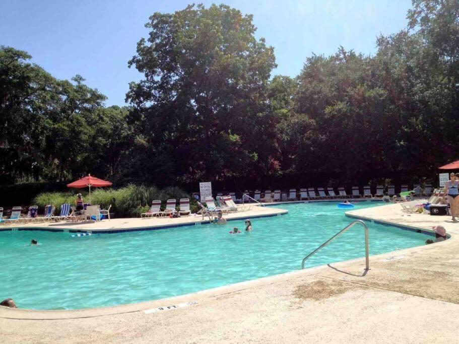 New Pics! Harbour Town 3Br/3Ba - Pool Access - Book Now Villa Hilton Head Island Exterior photo