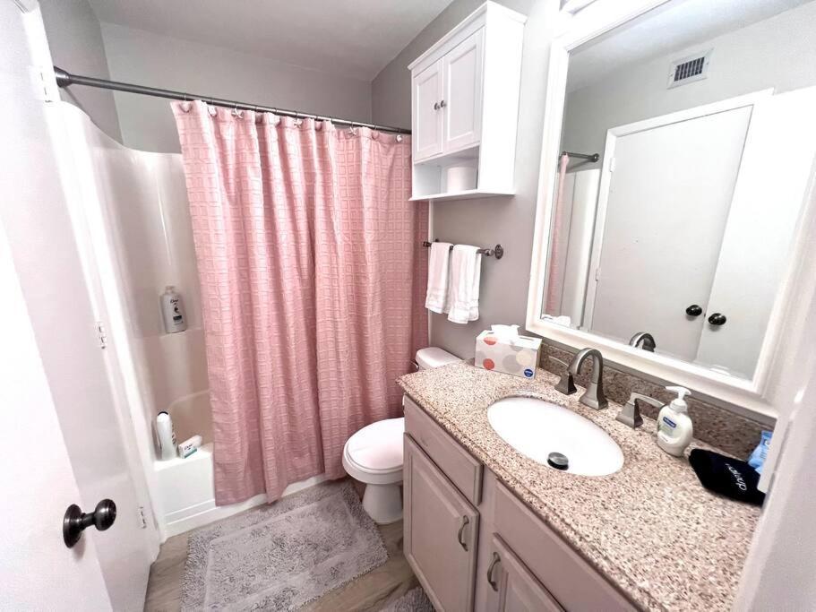 New Pics! Harbour Town 3Br/3Ba - Pool Access - Book Now Villa Hilton Head Island Exterior photo